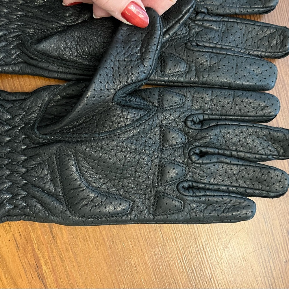 Harley-Davidson Black Textured Riding Gloves - Picture 5 of 6